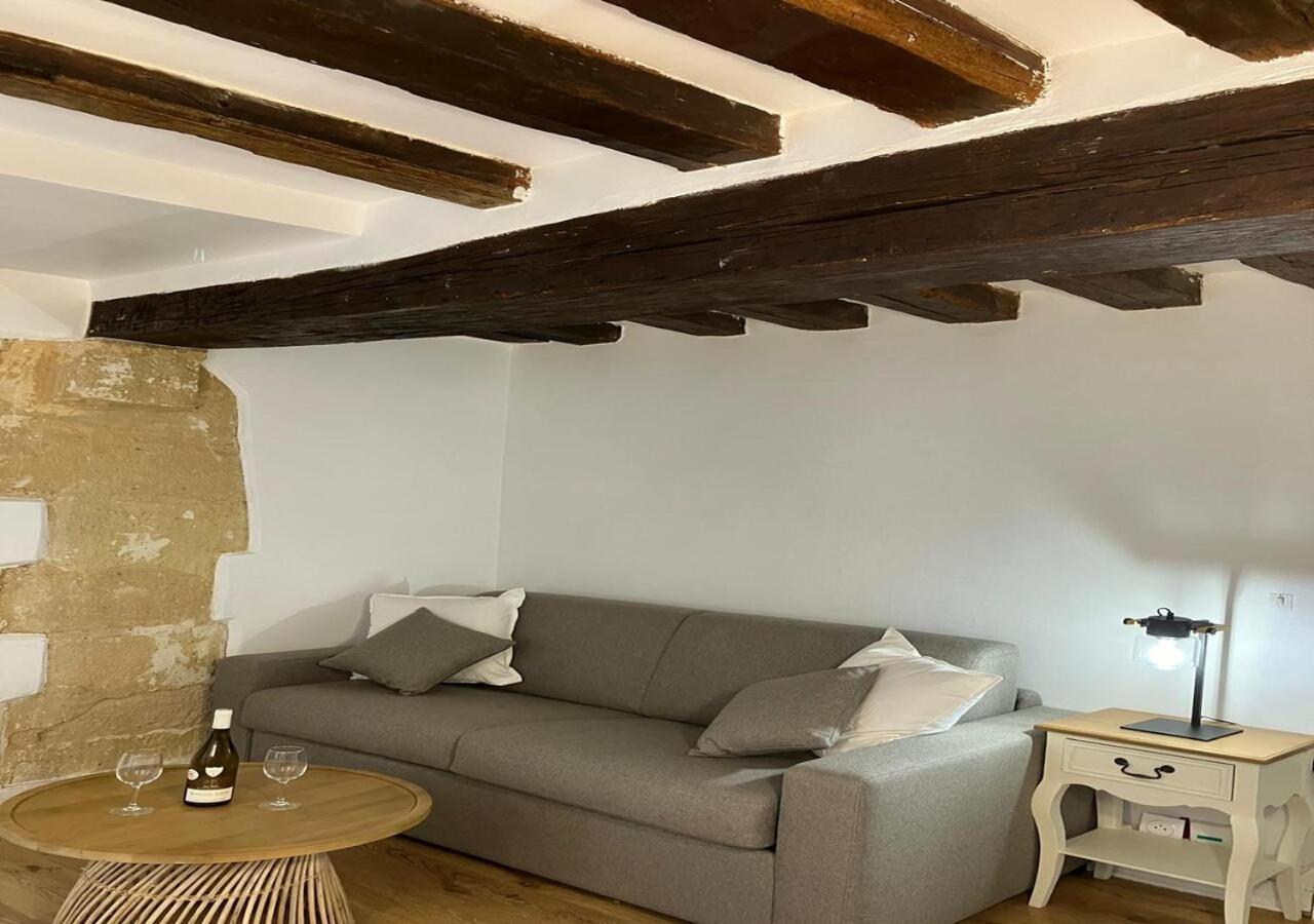 Elegant Retreat By Le Marais * Parijs
